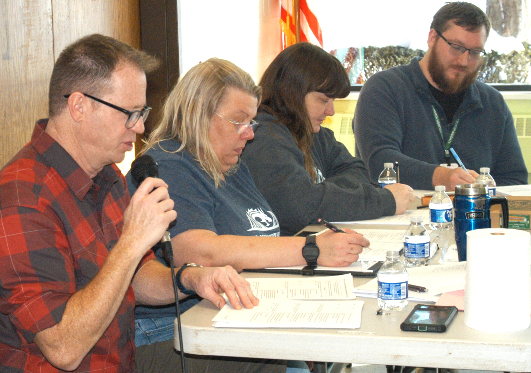 Stoney Beal Wins MCS Bee