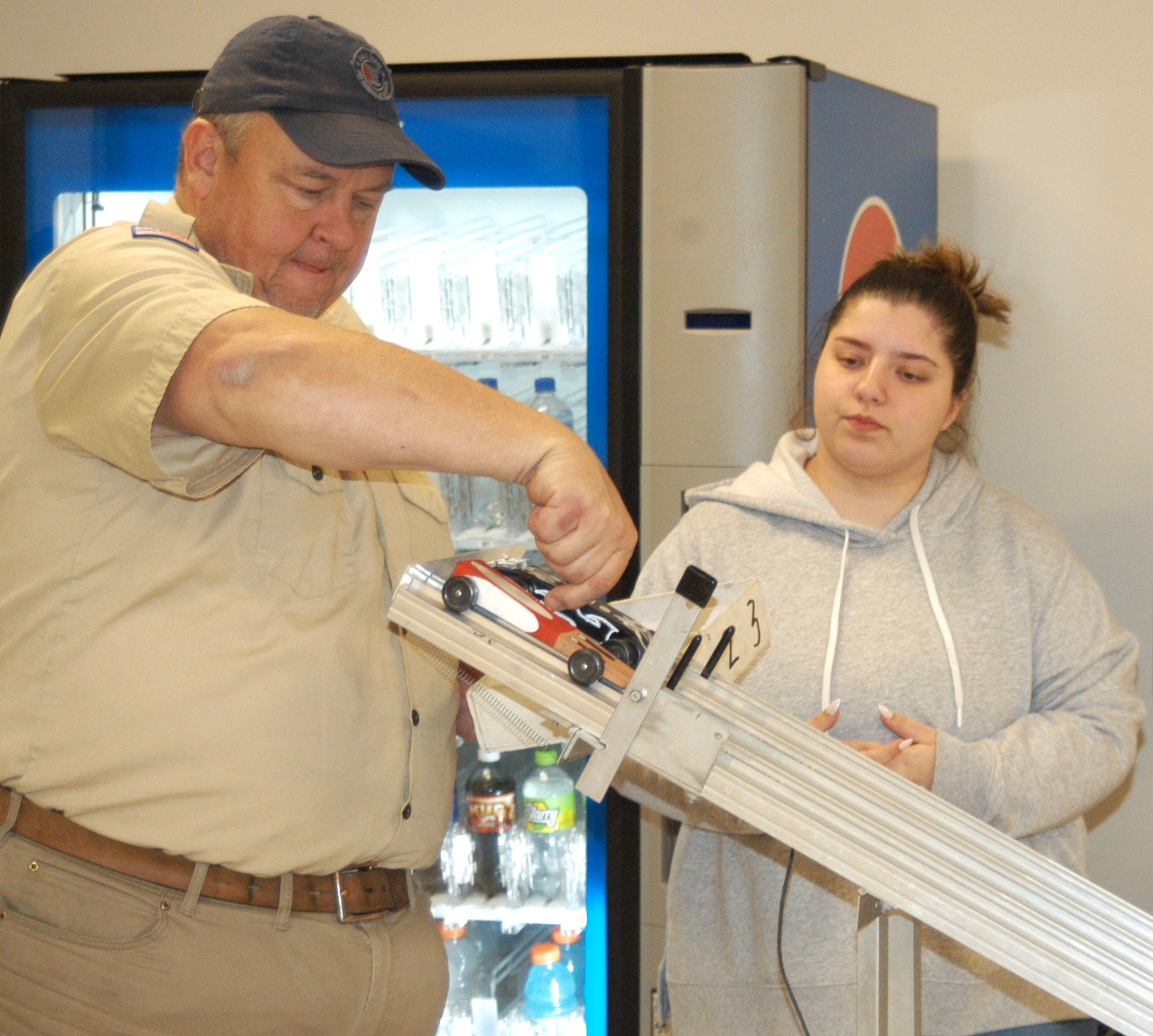 Youmans Wins M'burgh Pinewood Derby